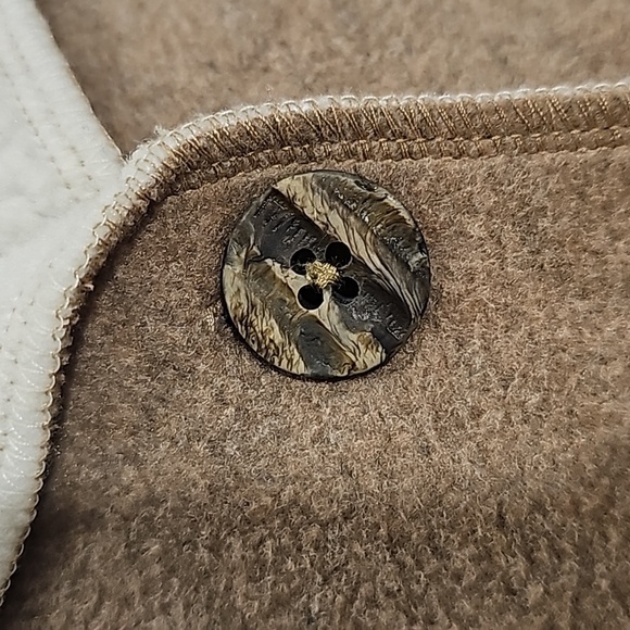 EUC Orvis Fleece vest with sherpa lining. Size L Cream and tan - Picture 6 of 6